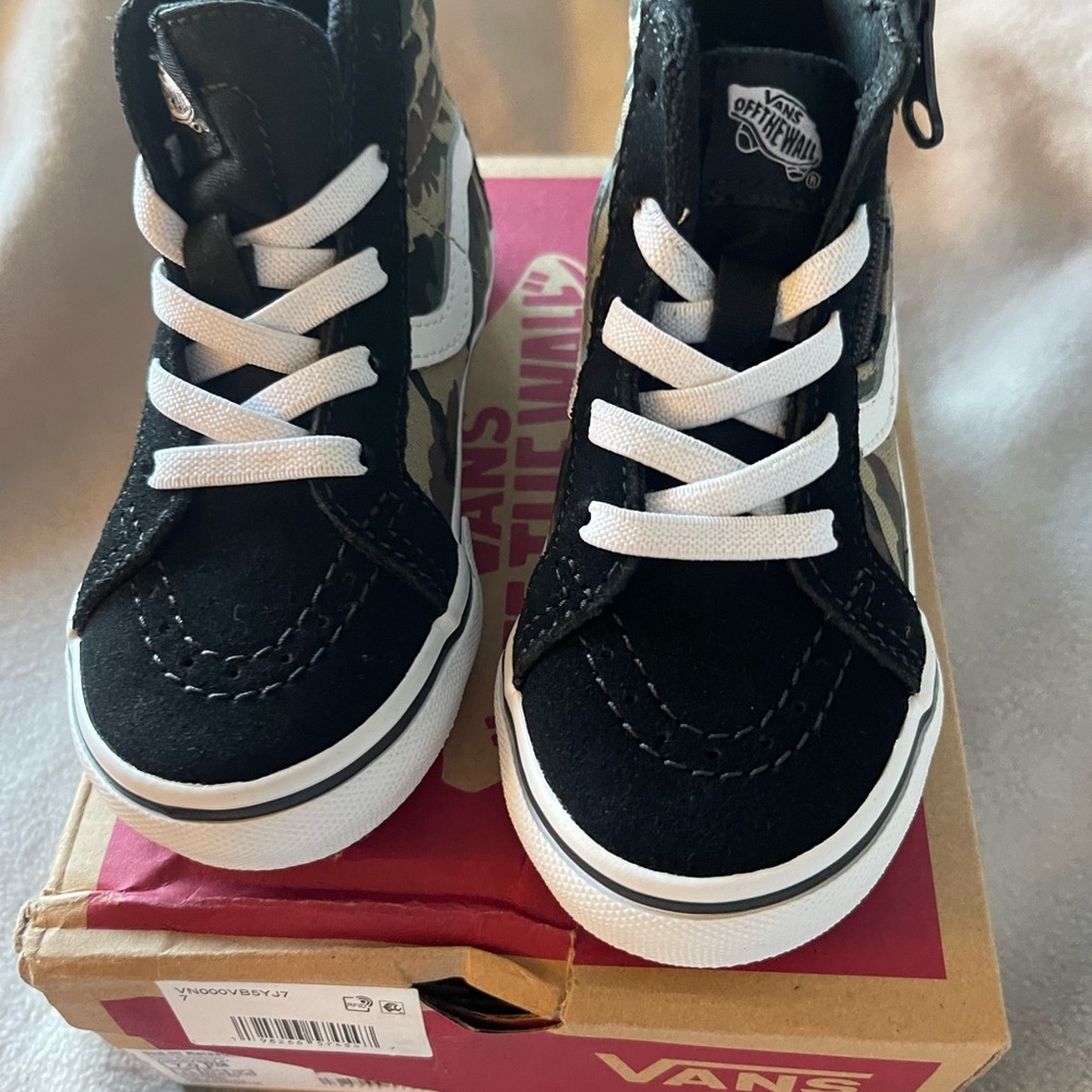 Vans Kids Black & White High-Top Skate Sneakers - Picture 3 of 4